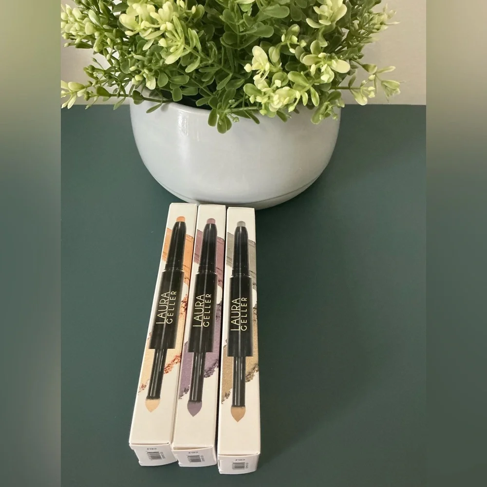 Cognac (1)- Laura Geller “Make it a‎ double” cream eyeshadow stick and powder